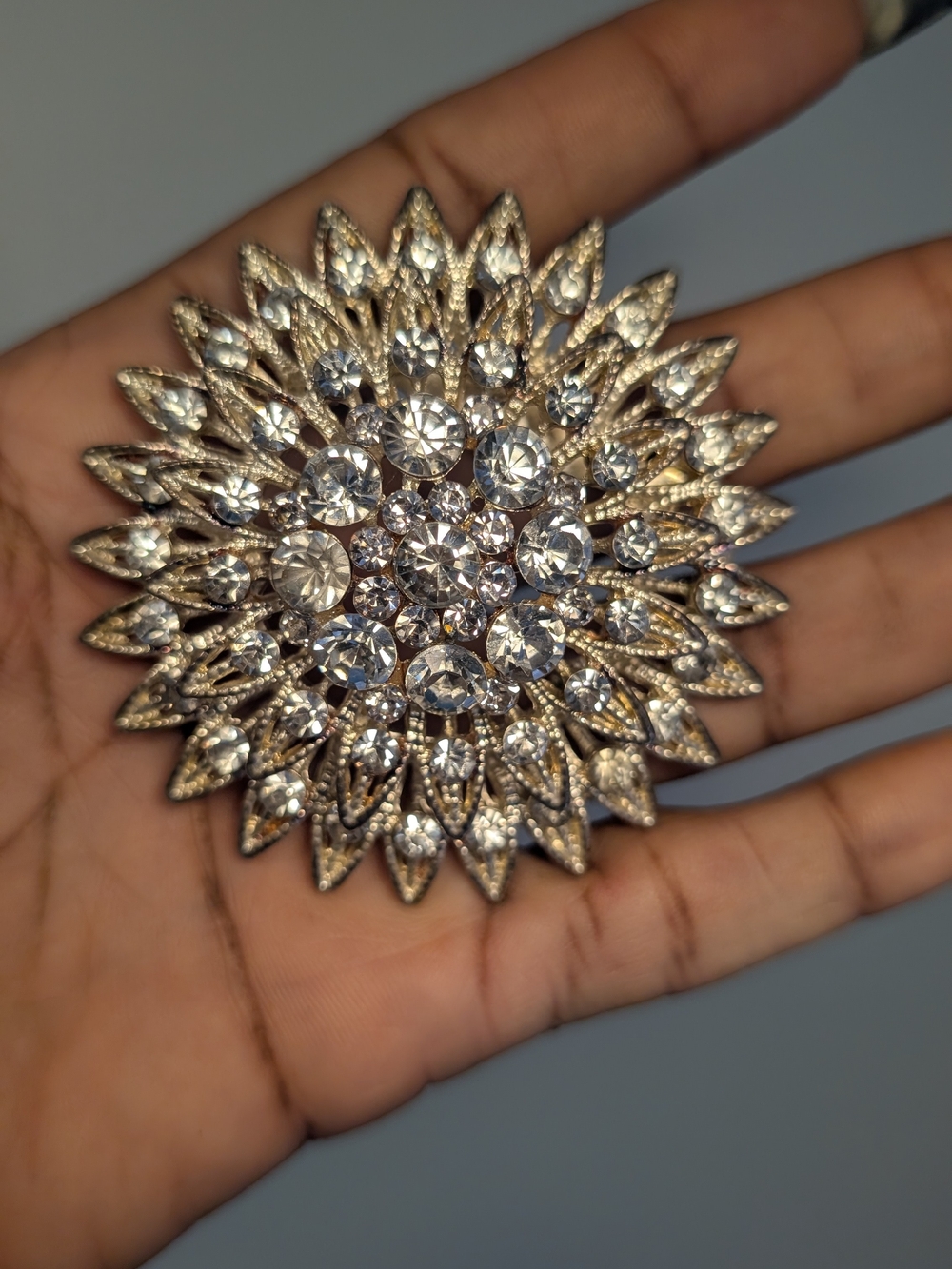 Vintage Large 2.5” Clear Rhinestone Starburst Floral Brooch Silver Tone Statemen